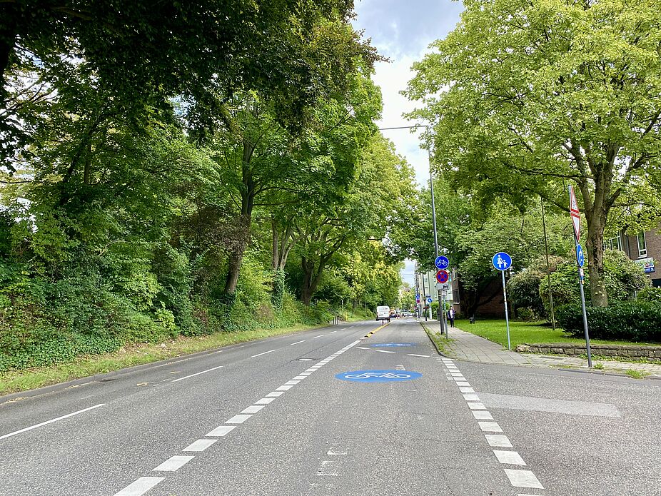 Saarstraße_2 Kreuzungssituation vom Radweg auf Höhe Veltmanplatz