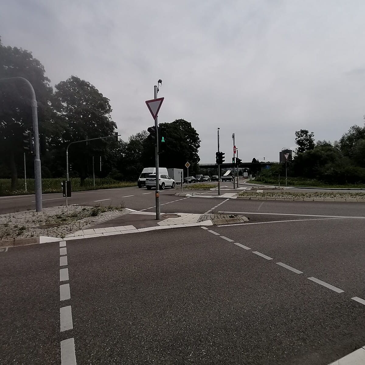 Kamera regelt Verkehrsfluss für Radfahrende Kamera regelt Verkehrsfluss für Radfahrende