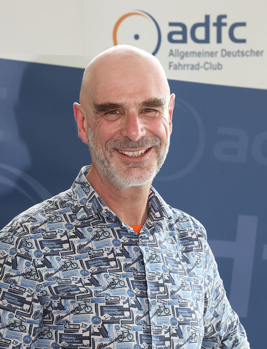 Axel Fell, Landesvorsitzender des ADFC NRW Portrait Axel Fell, Landesvorsitzender des Fahrrad-Clubs ADFC NRW